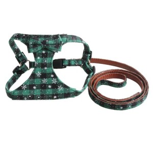 Amigo New Design Luxury Christmas Snowflake Red Green Dog Puppy Cat Chest Comfortable Soft Breathable Pet Harness Leash Set