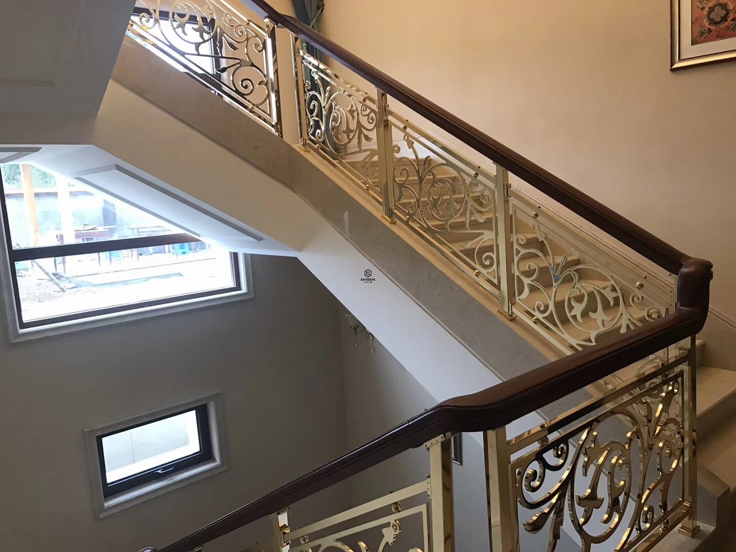 Art Aluminum mirror  luxury balusters indoor metal Indoor Stair Railings staircase balustrade