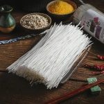 Automatic mechanical production without alum pure potato vermicelli  Specification: 1.5 mm*15-22 cm for customization
