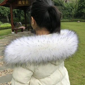 Comfortable new design fur purse fur poncho fur pom poms