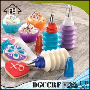 Dessert BottleDIY  Baking Decorating Making Tools BPA Free Custom 3pcs Cookie Cupcake Squeeze Icing with Stainless Steel Nozzle