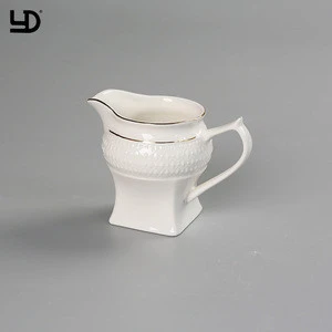 Durable Porcelain Sugar Pot and Creamer Set Ceramic Reliefs 4&#39;&#39; Sugar Pot and Creamer Ceramic Sugar Pot with Spoon