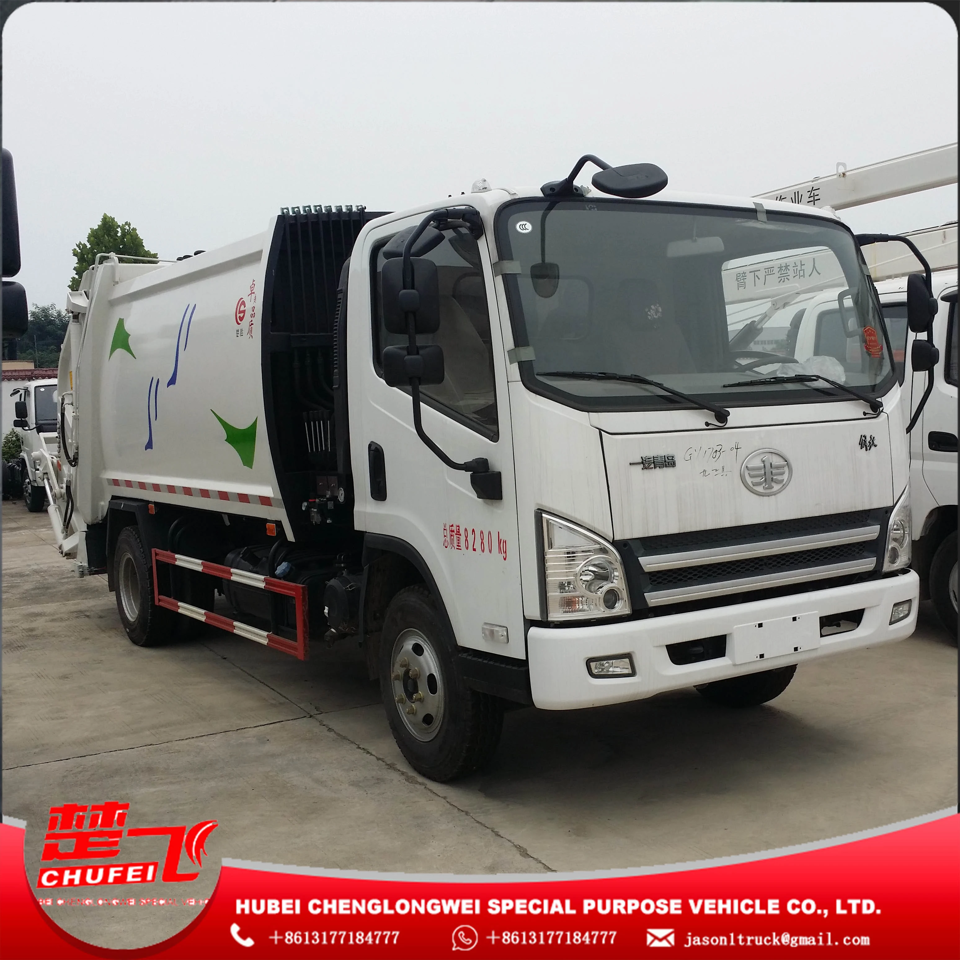 FAW mini garbage can cleaning truck capacity of 5CBM good price