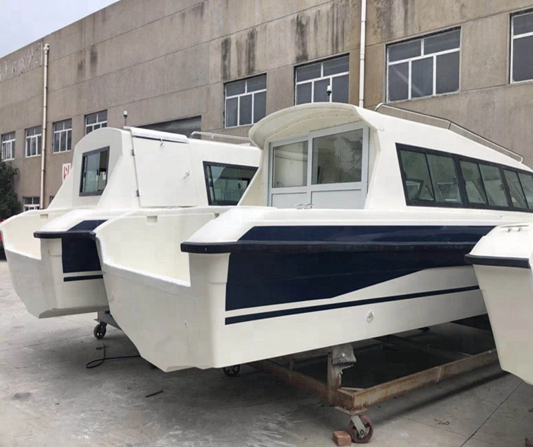 FRP Blue And White 10m Petrol Fishing Boat, Seating Capacity: 6