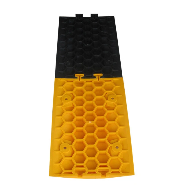 heavy duty 500mm yellow and black plastic speed bump