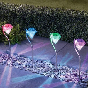 Hot selling new shape diamond Solar light powered LED Garden Lights for yard