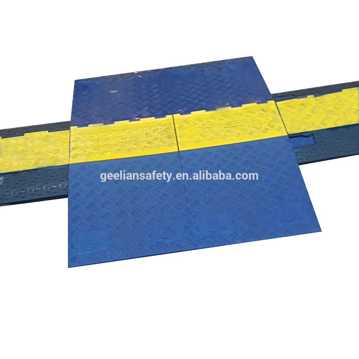 Low Price Flexible Dual Channel Floor Cord Cover/Rubber Cable Tray/Cable Cover Ramp