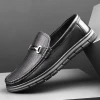 Mens shoes Casual version trend British lazy leather versatile business soft soya-bean wholesale fashion new