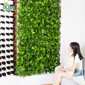 Portable and easy to operate Environmental protection self watering plant wall flowerpot