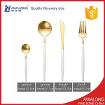 Promotion flatware gift set luxurious golden color stainless steel spoon fork and knife set