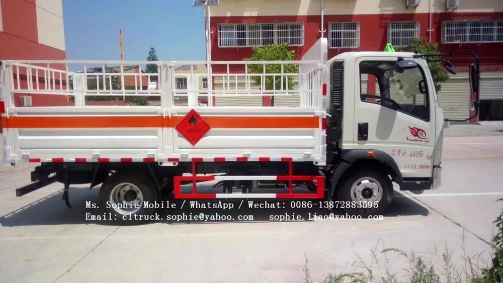 Sinotruk howo 4X2 double  single cab light truck 4 ton light mini cargo truck hot sale