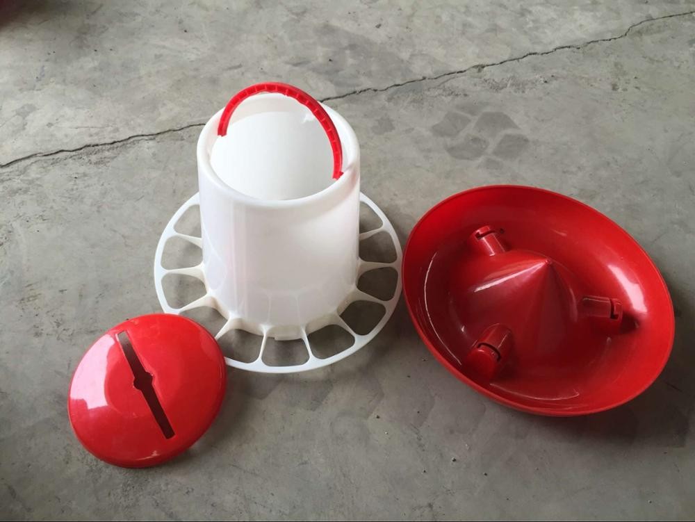 Treadle Chicken Feeder Animal Feeder Poultry Made in China
