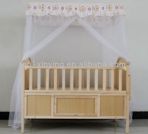 Wooden Baby&#39; Cribs