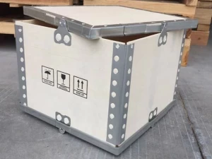 Collapsible plywood box