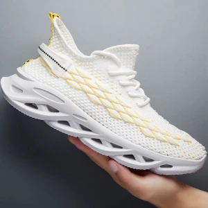 2020 sports style casual men's shoes flying woven fish scale pattern men's running shoes hiking shoes sports shoes