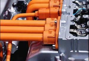 Safety precautions for the use of automotive cables