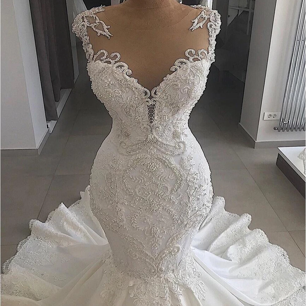 2021 Lace Appliqued Pearls  Mermaid Wedding Dress Afican woman wedding dress bridal gowns robe de mariage