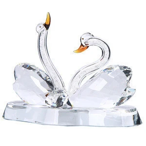 A Pair Of Crystal Glass Swan Crafts Valentines Day Gifts Souvenirs for Home Decor