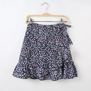 Casual asymmetrical mini ruffle hem skirt for women printed floral women&#x27;s skirts for sale