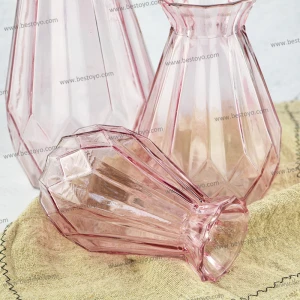 Colored vase Clear vase Glass vase