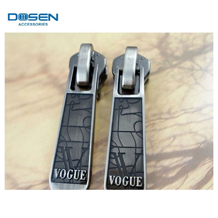 Custom branded design metal zipper pull for bag accessory
