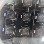 ds24b33q t r Integrated Circuits Memory IC Chip