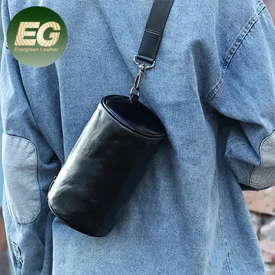 Emg6971 Luxury Satchel Designer for Vegetable Tanned Leather Messenger Bags Men Shoulder Crossbody Custom Cylinder Shaped Bag