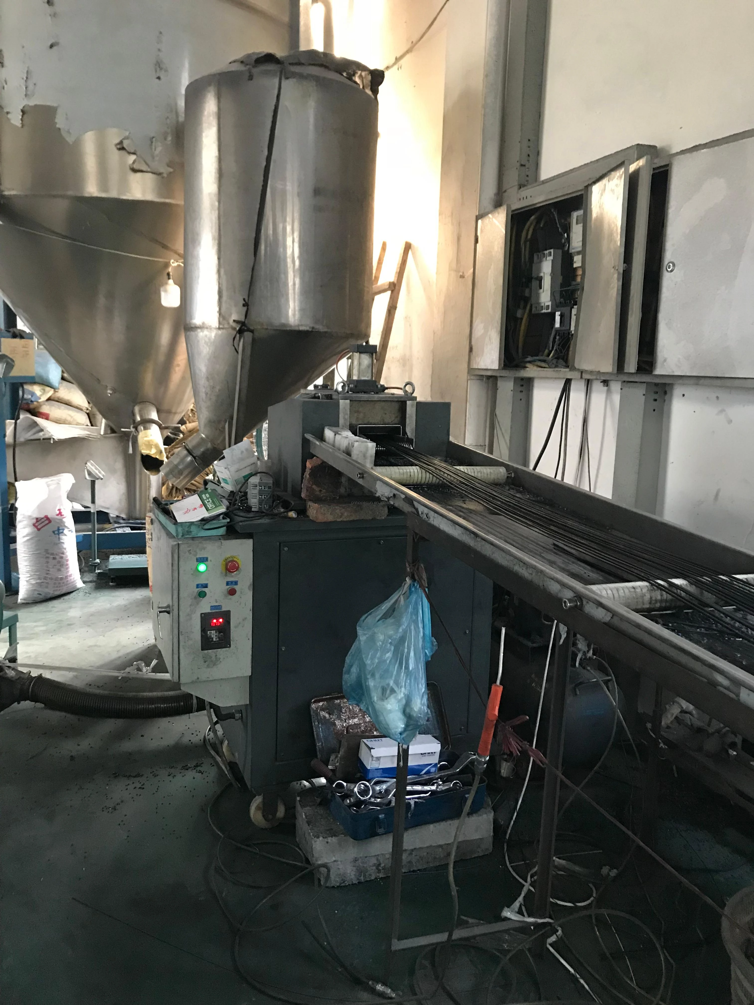 Factory hot sale windshield used PVB film recycling machine
