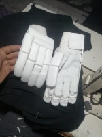HARD BALL CRICKET BATTING GLOVES LIGHT WEIGHT