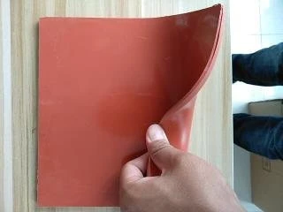 High Elastic Red Gum Natural Rubber Sheets/ Rolls/ Mats