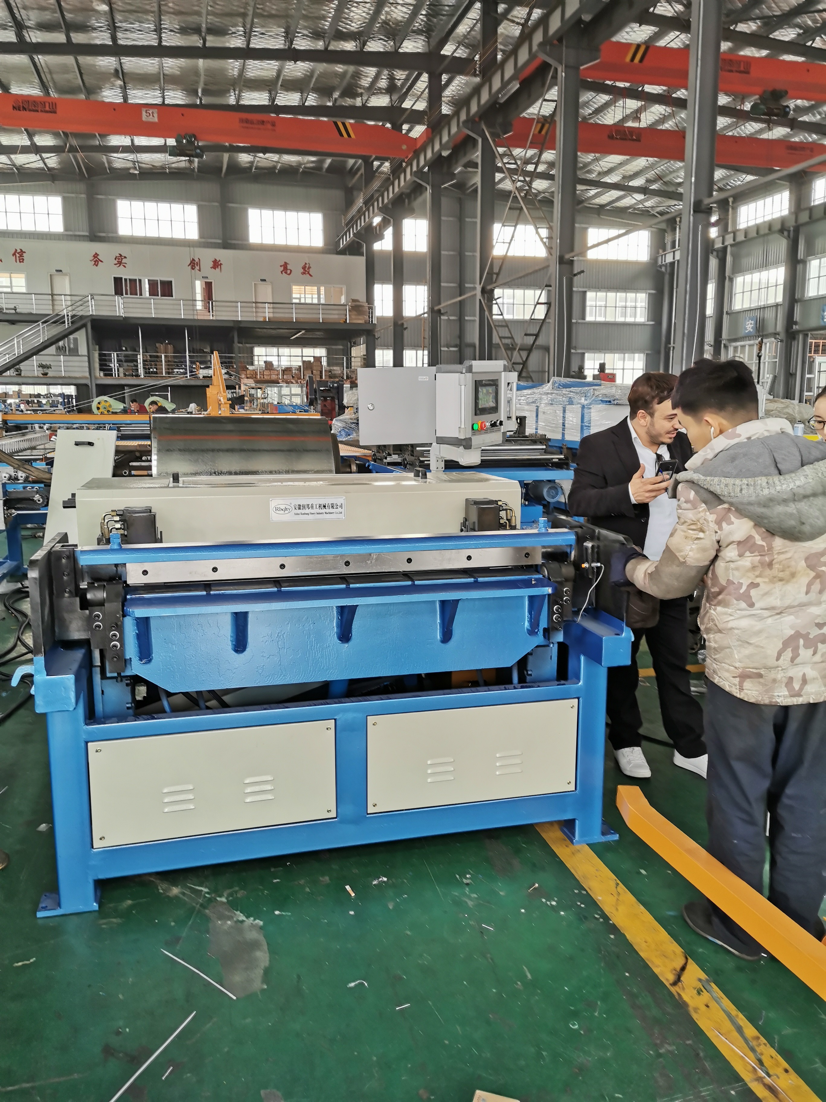Hot selling hvac duct making machine made in China