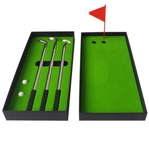 Mini Desktop Golf Ball Pen Gift Set with Putting Green, Flag, Golf Clubs Pens &amp; Balls