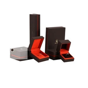 Plastic Creative Earring Box And  Jewelry Packaging  Display Box