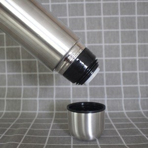 Wholesale Double Wall Bullet Shaped Travel Coffee Vacuum Flasks Insulated Stainless Steel Water Bottles with Cup Lid