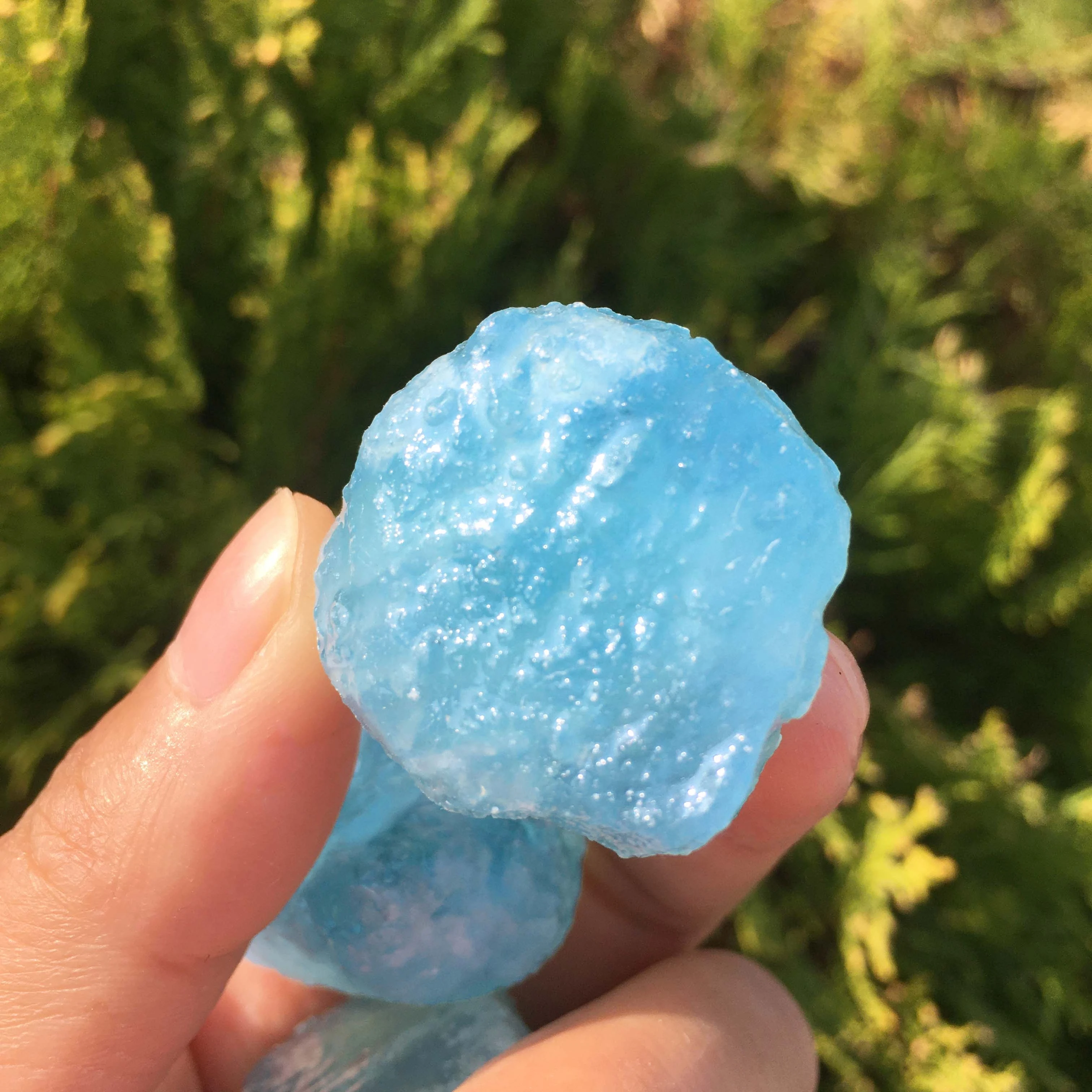 Wholesale natural raw aquamarine quartz blue gem Tumble stone Healing Crystal  For Home Decoration
