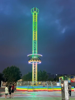 Rotating Drop Tower Ride