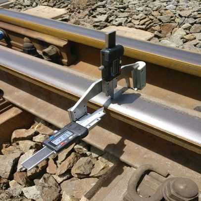 Buy Digital Rail Head Wear Gauge from Wuhan linkage track equipment co ...
