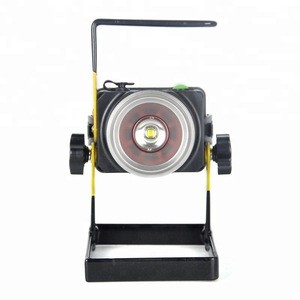 2018 Hot Sell Zoom Flood Light 10W Rechargeable LED Flood Light