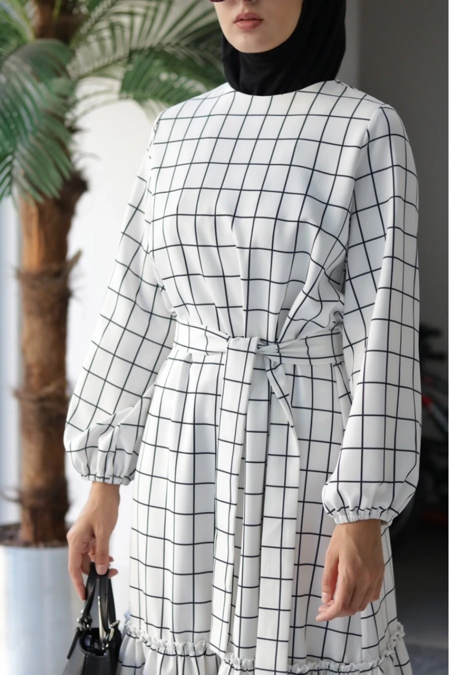 2020 Hot Sale Women Black And White Checked Muslim Dress Islamic Clothing