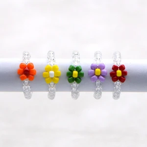 2021 Hot Sale Women Fashion Bohemian Jewelry Transparent Clear acrylic Beads rings Handmade Multi color Flower Rings