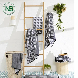 Bamboo towel ladder rail Free Standing Towel Stand Bamboo rack