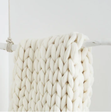 Charmkey High quality super chunky 100% merino knit merino wool blanket chunky
