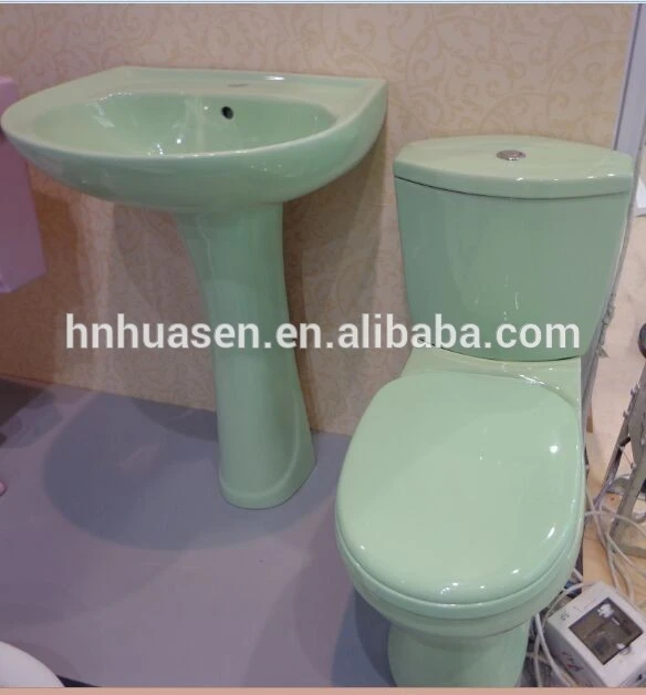 China Bathroom Ceramic 2 Piece Toilet with Colors