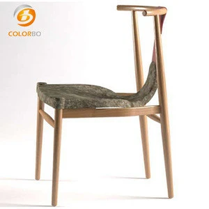 Custom Modern Green Polyester Fiber Acoustic Cushion Hotel Chairs Solid Wood Arms Indoor Dinning Chair
