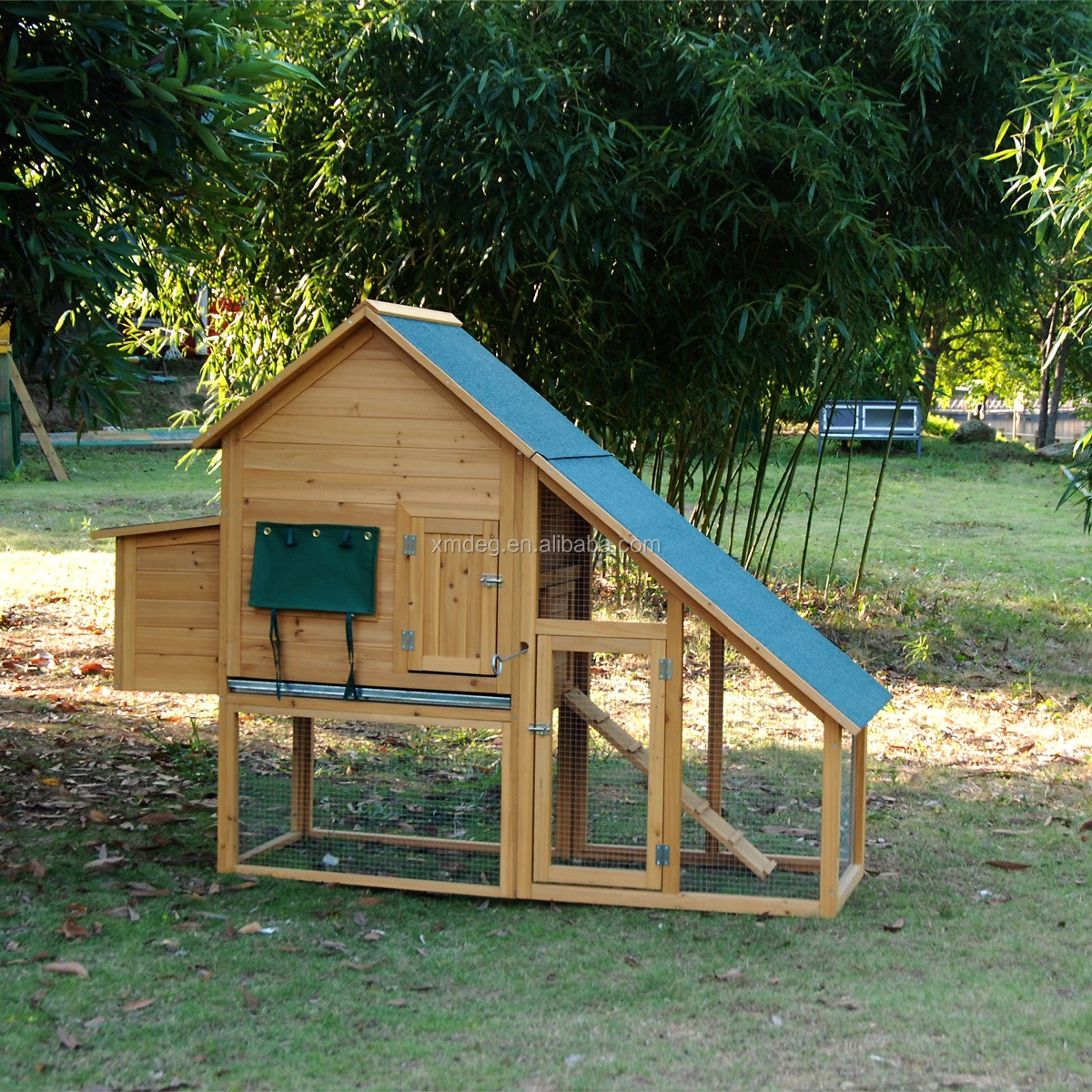 Customized Design hot sale wood Poultry House Chicken coop with large running