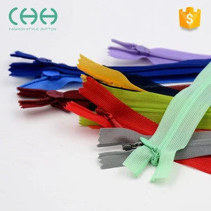Excellent quality sewing materials 3# nylon zipper for sale