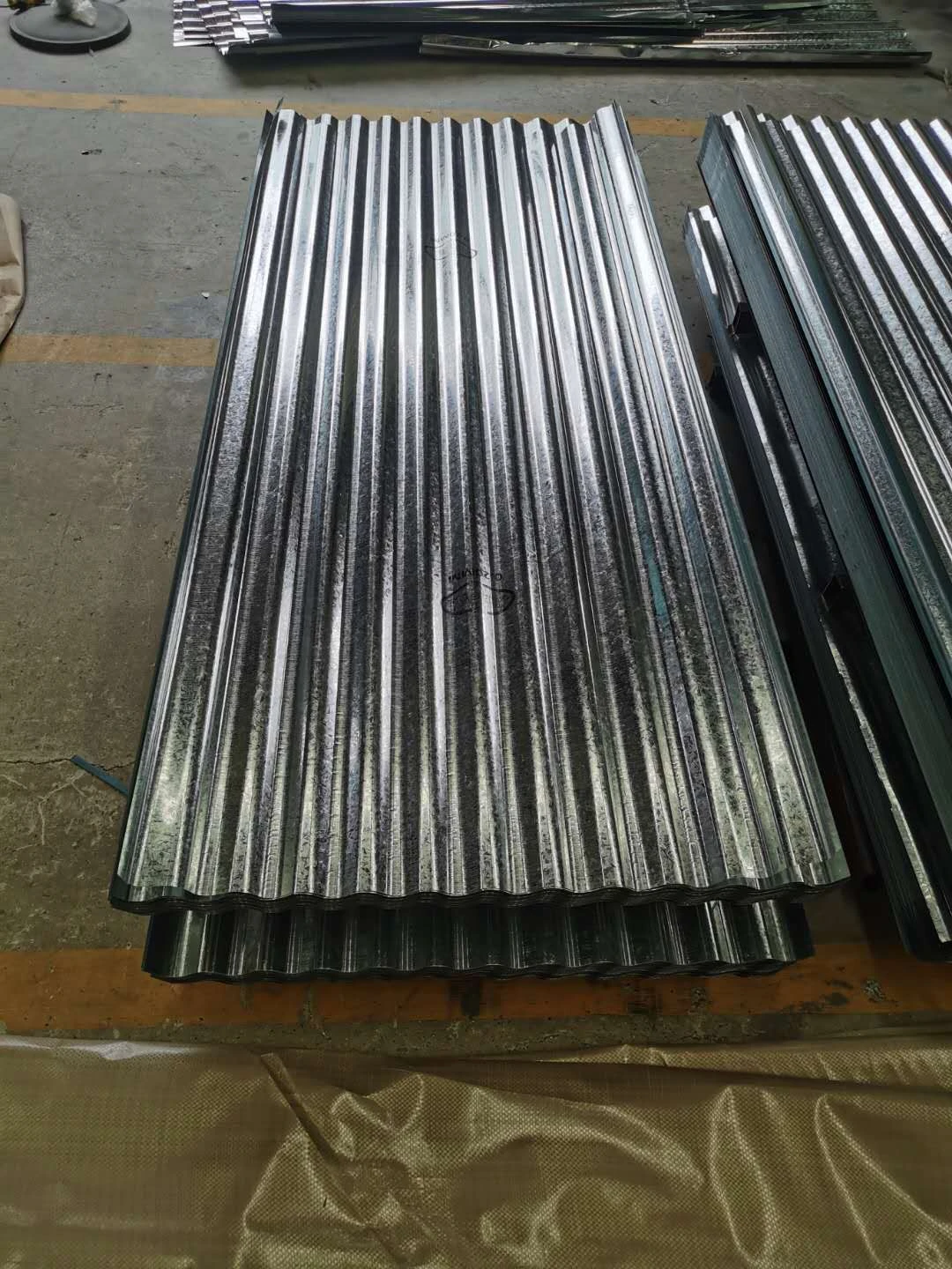 Galvanized Roofing Corrugated Iron Plate Low Price
