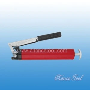 Grease gun with red body ARO036