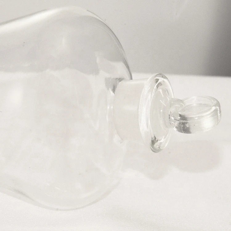 Laboratory GLassware cylinder funnel pear shape cordial