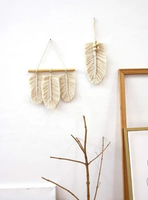 Macrame Wall Hanging Feather Boho Chic Woven Leaf Tassels Decoration Cotton Ornaments with Wooden Beads Home Decor